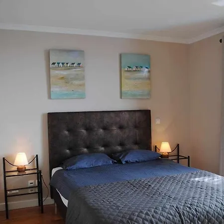 Plaza Bay Luxury With Swimming Pool