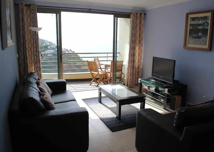 Plaza Bay Luxury With Swimming Pool