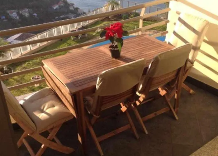 Plaza Bay Luxury With Swimming Pool Daire Estreito Da Calheta