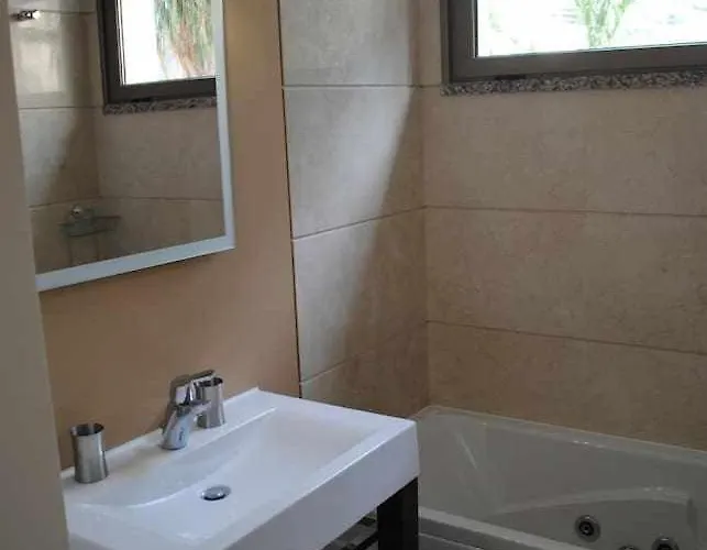 Plaza Bay Luxury With Swimming Pool * Estreito Da Calheta